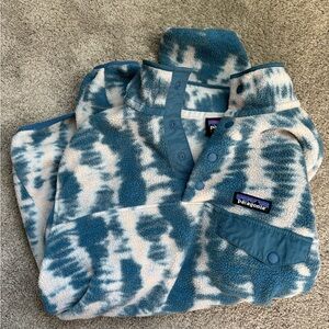 Patagonia Synchilla Blue and White Fleece
